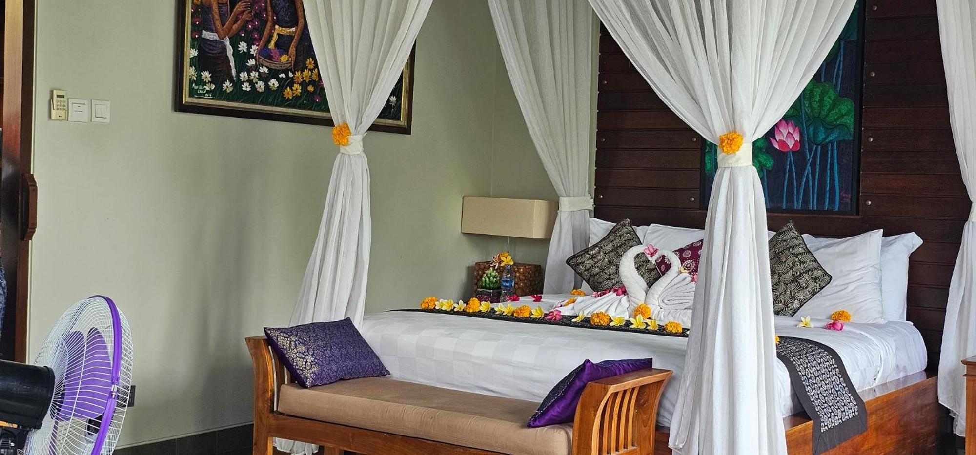 The Honeymoon In Ubud-bali Holiday home *